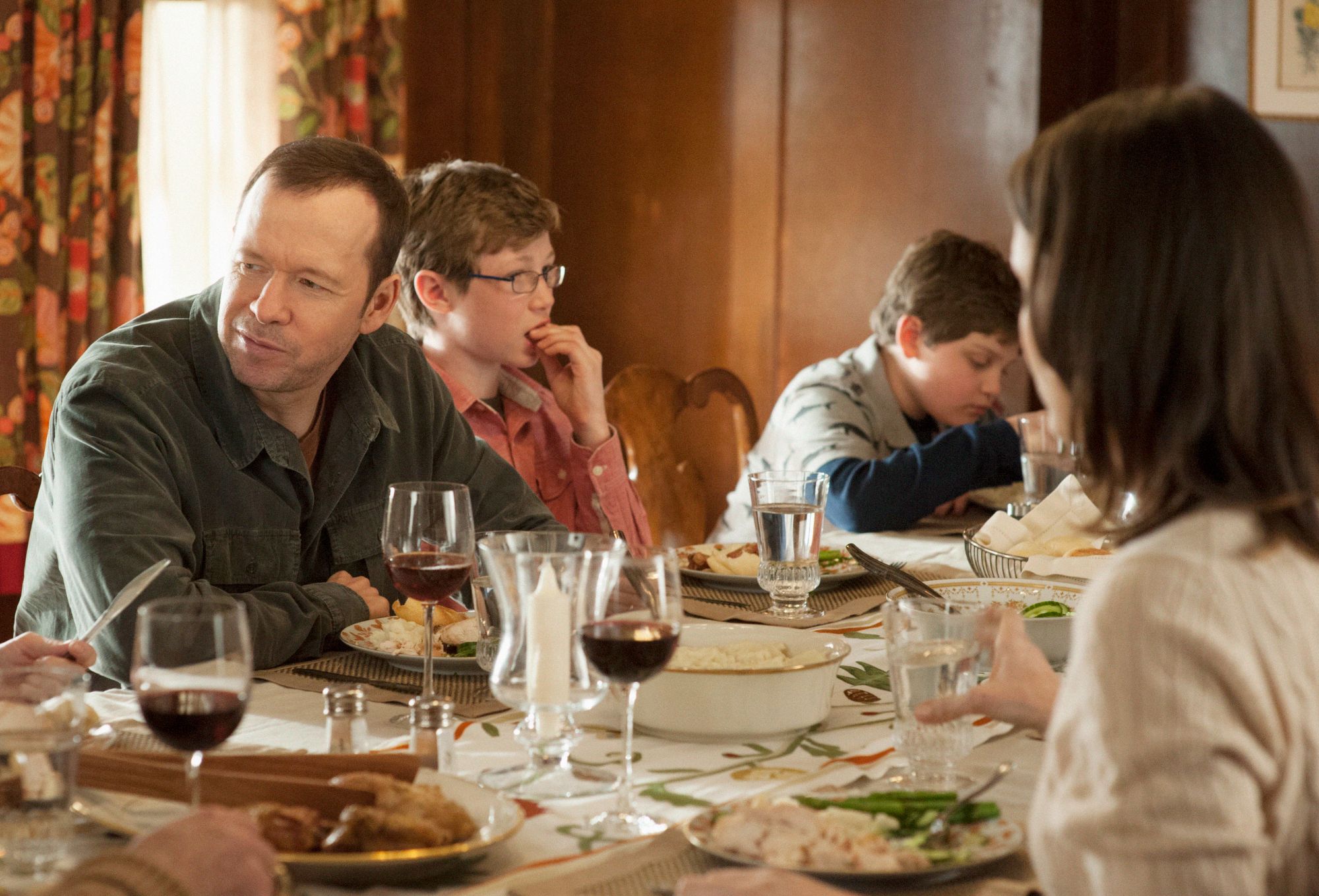 A family having dinner. | Source: Getty Images