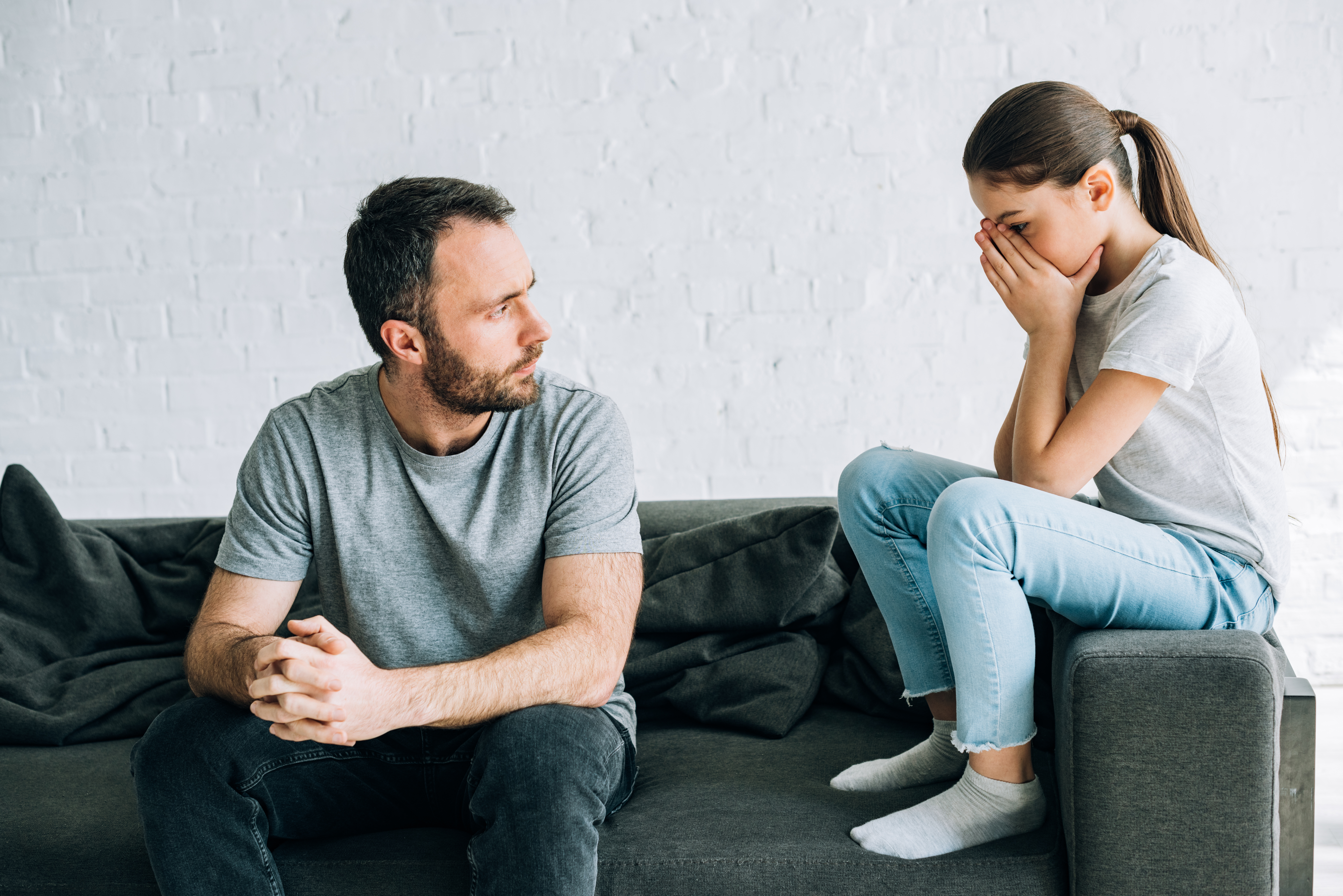 The angry dad confronted his daughter. | Source: Shutterstock