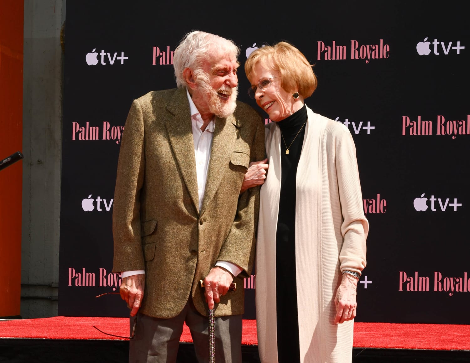 Carol Burnett, Dick Van Dyke Reunite at Her Handprint and Footprint Ceremony